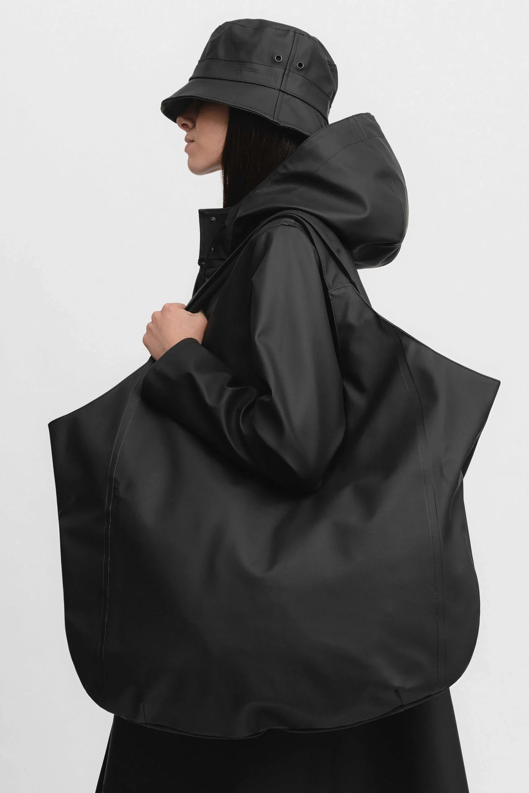 STUTTERHEIM Helgeposer<Svea Bag